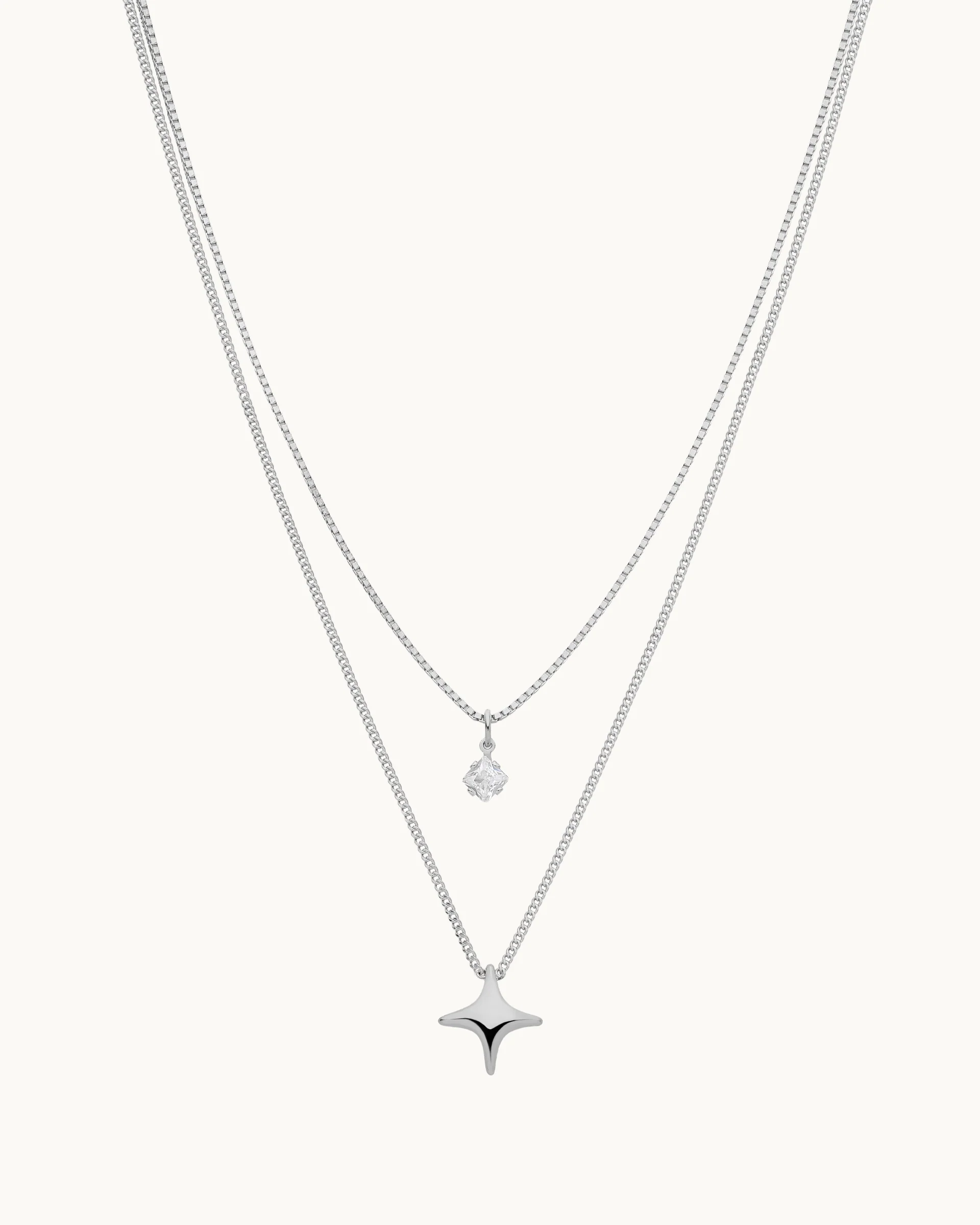 Elvia Layered Star Necklace in Silver
