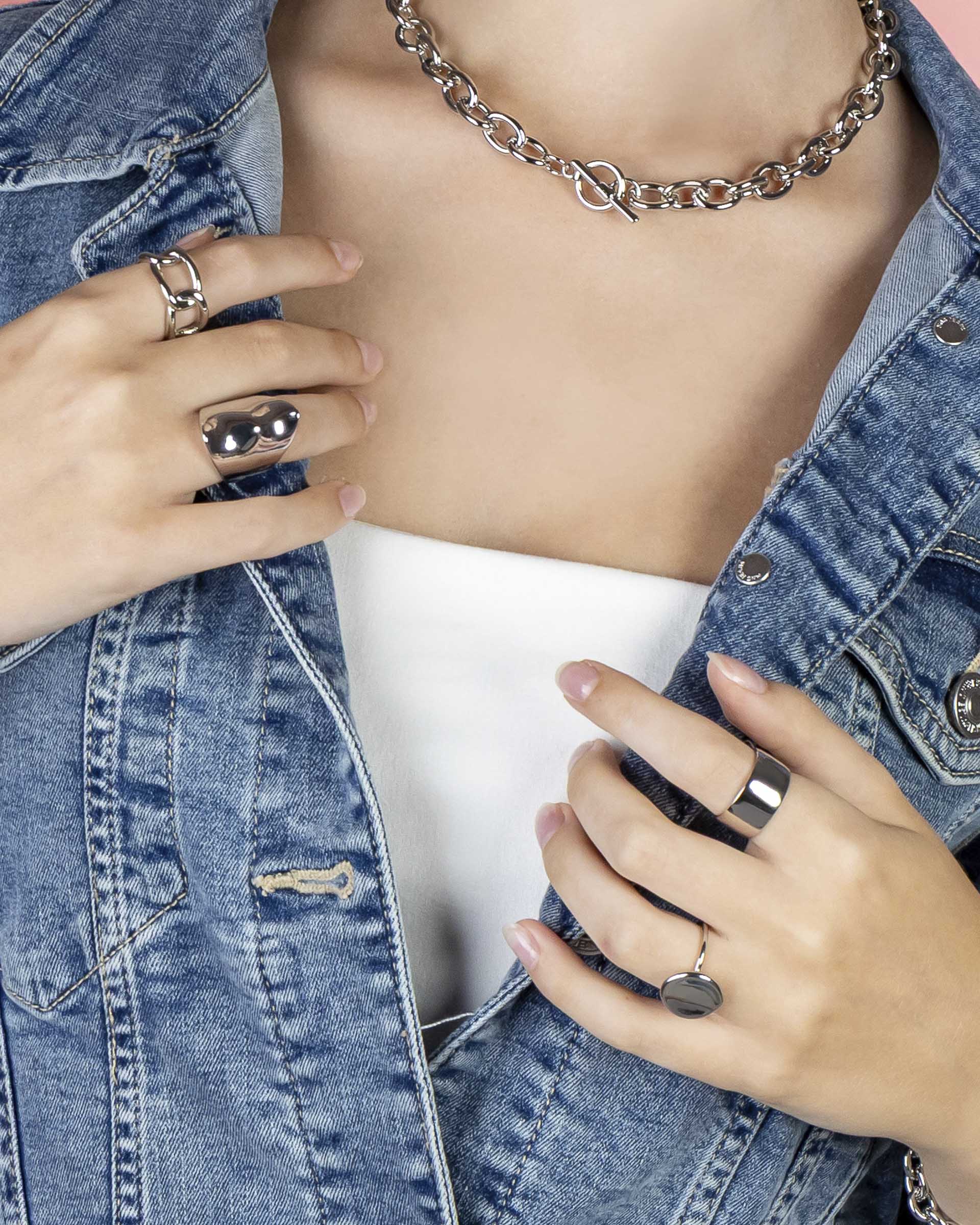 Maddison Bold Ring in Silver - Image 2