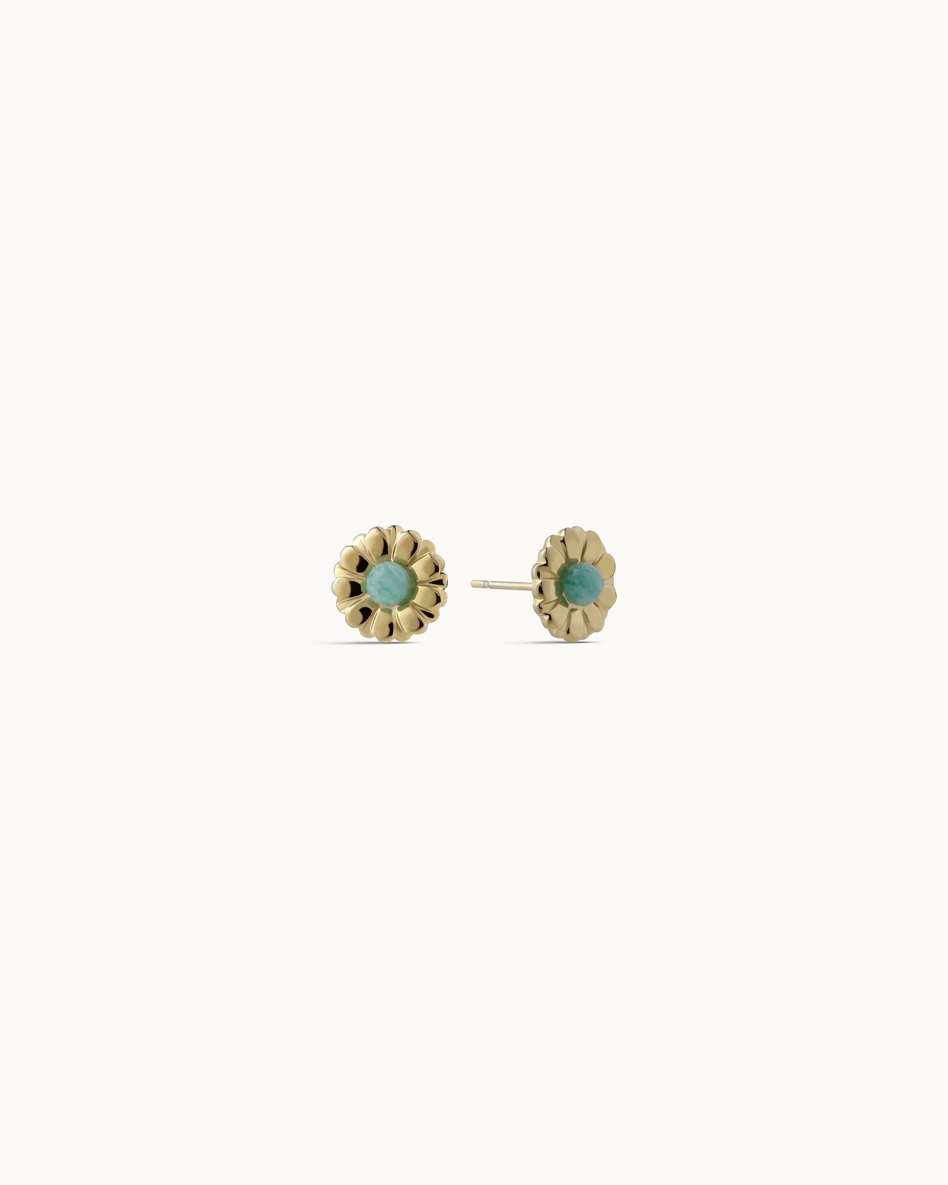 Reyna Daisy Stud Earrings in Gold - Green